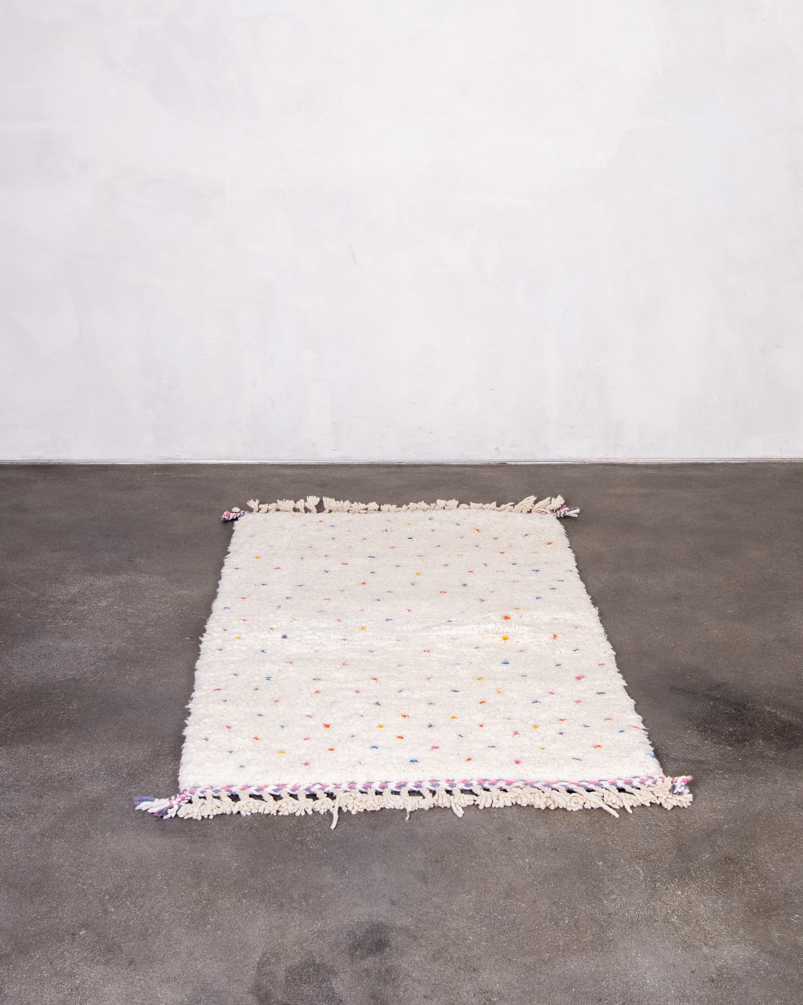 Modern designer handcrafted Berber rug from morocco Beniourain with beautiful colors and patterns